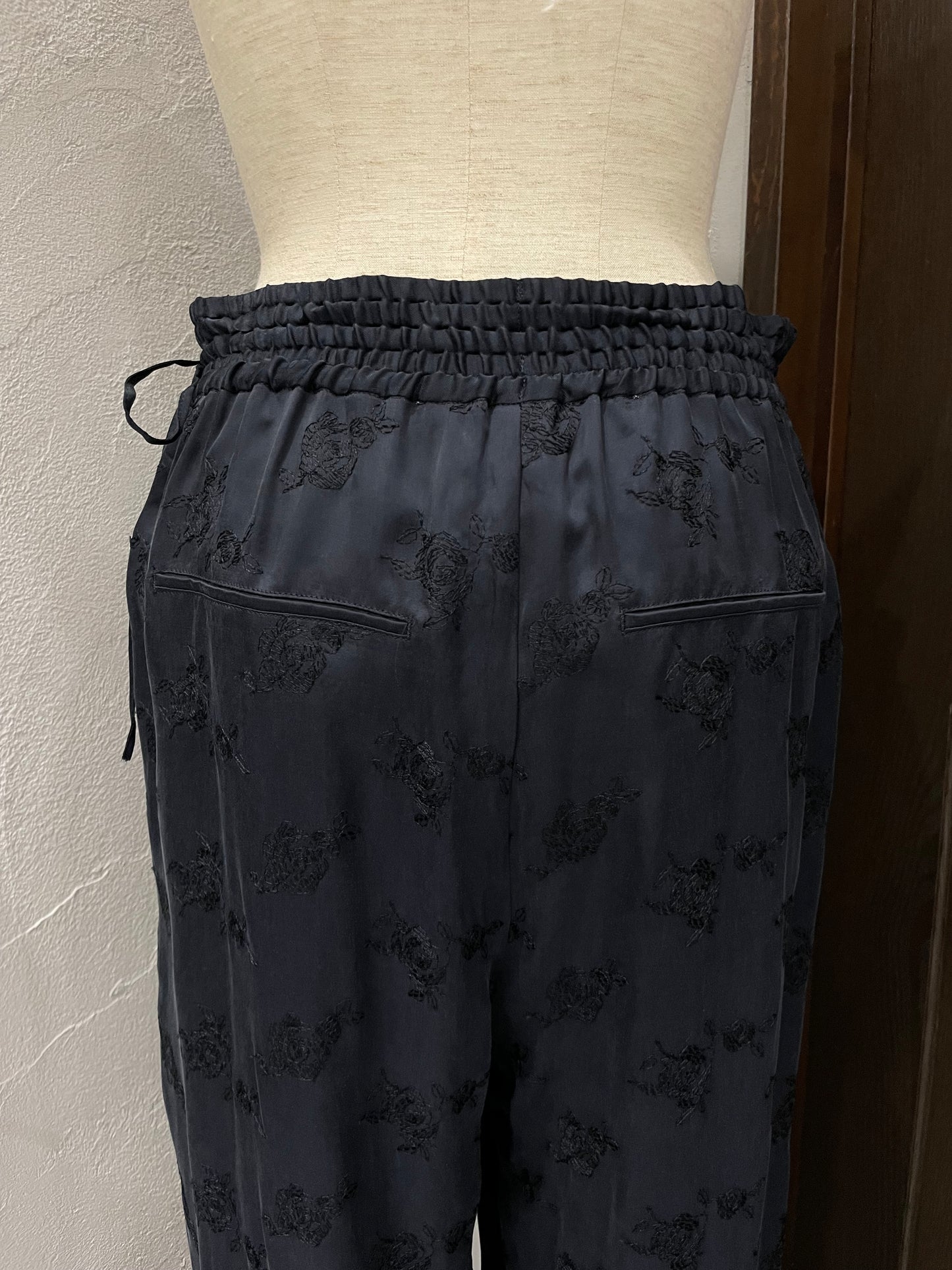 【TICCA】キュプラエンブロイダリーパンツ