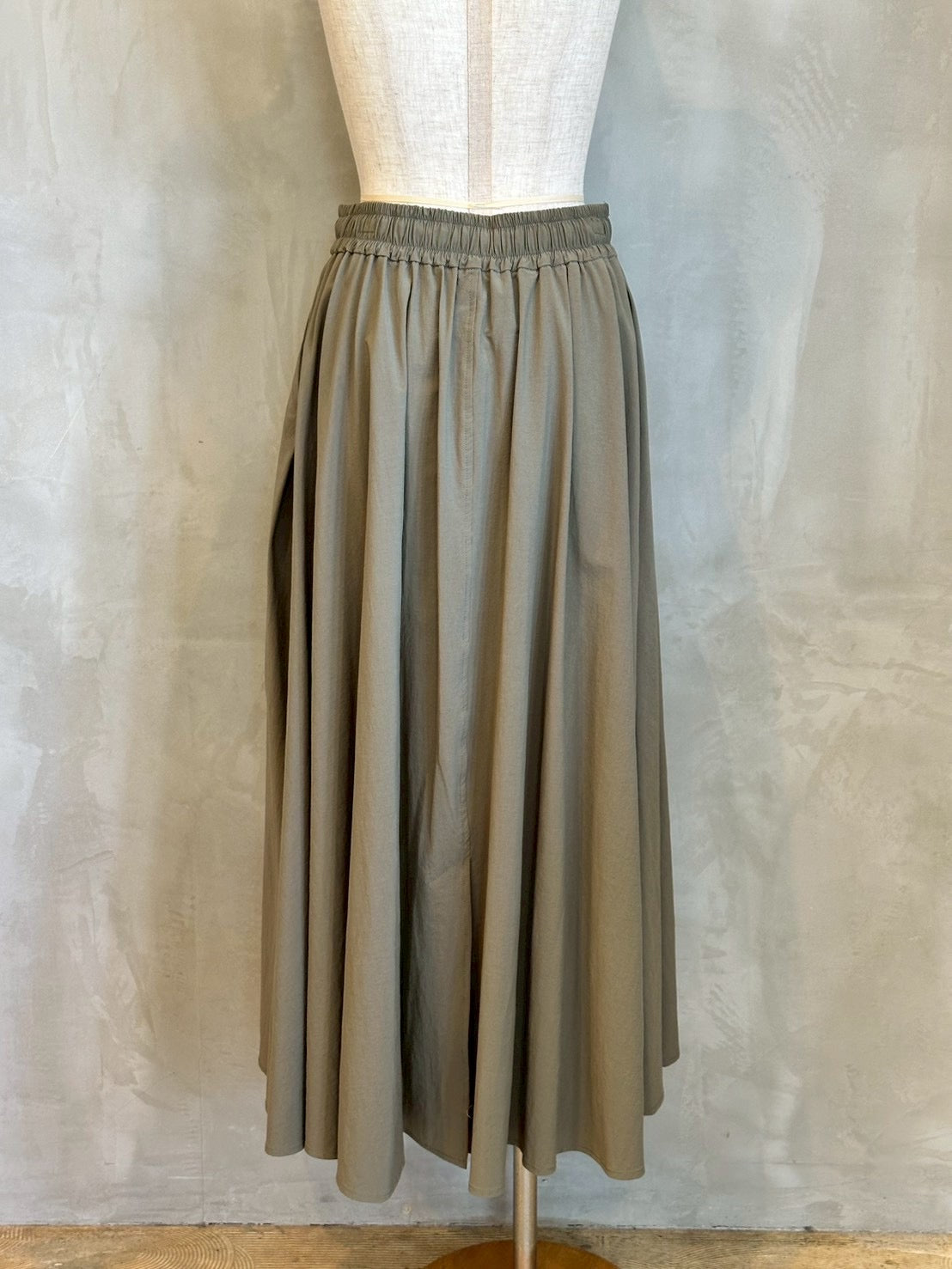 【CYNICAL】ギャザーロングスカート