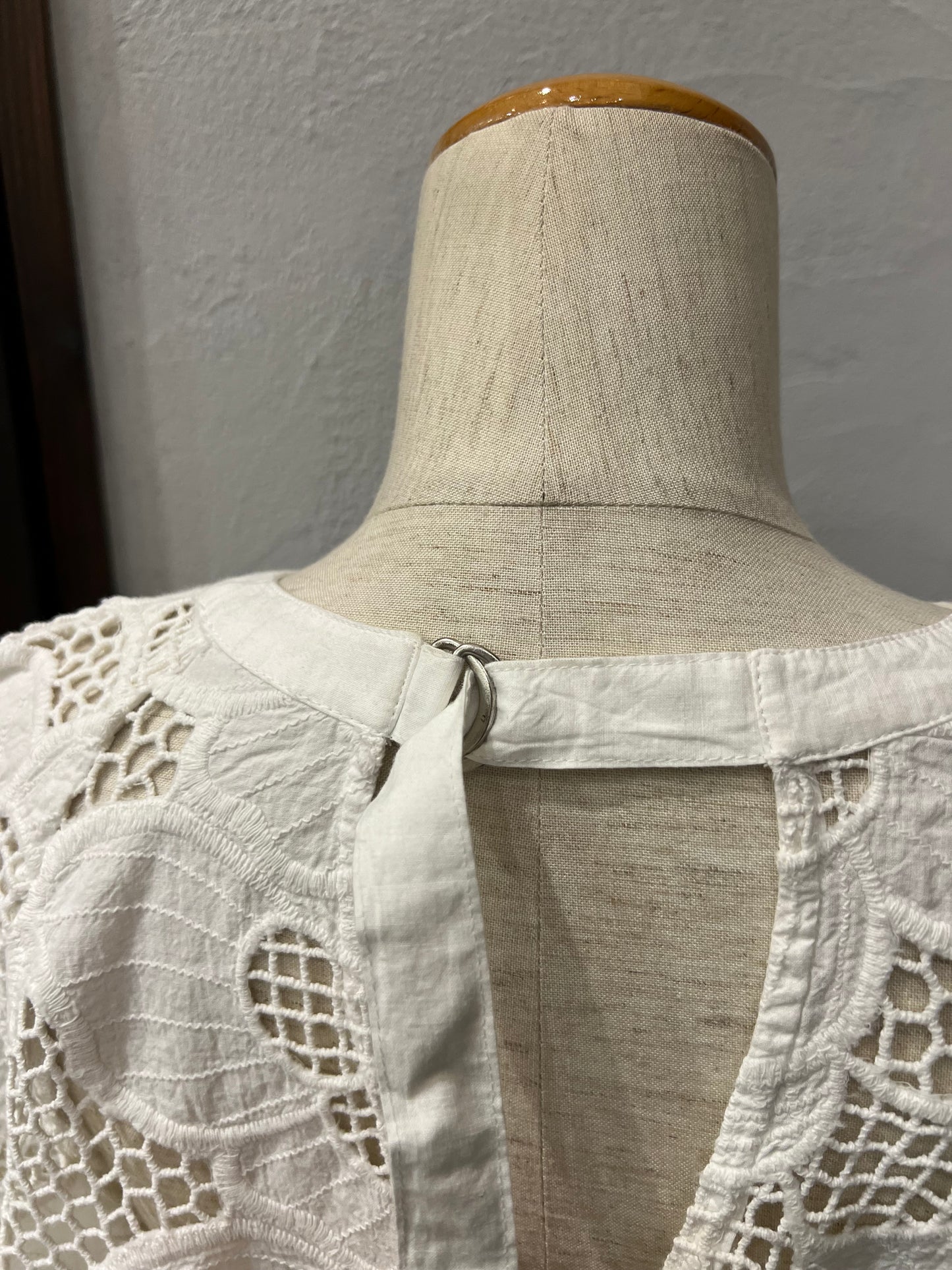 【TORRAZZO DONNA】カットワークレースブラウス