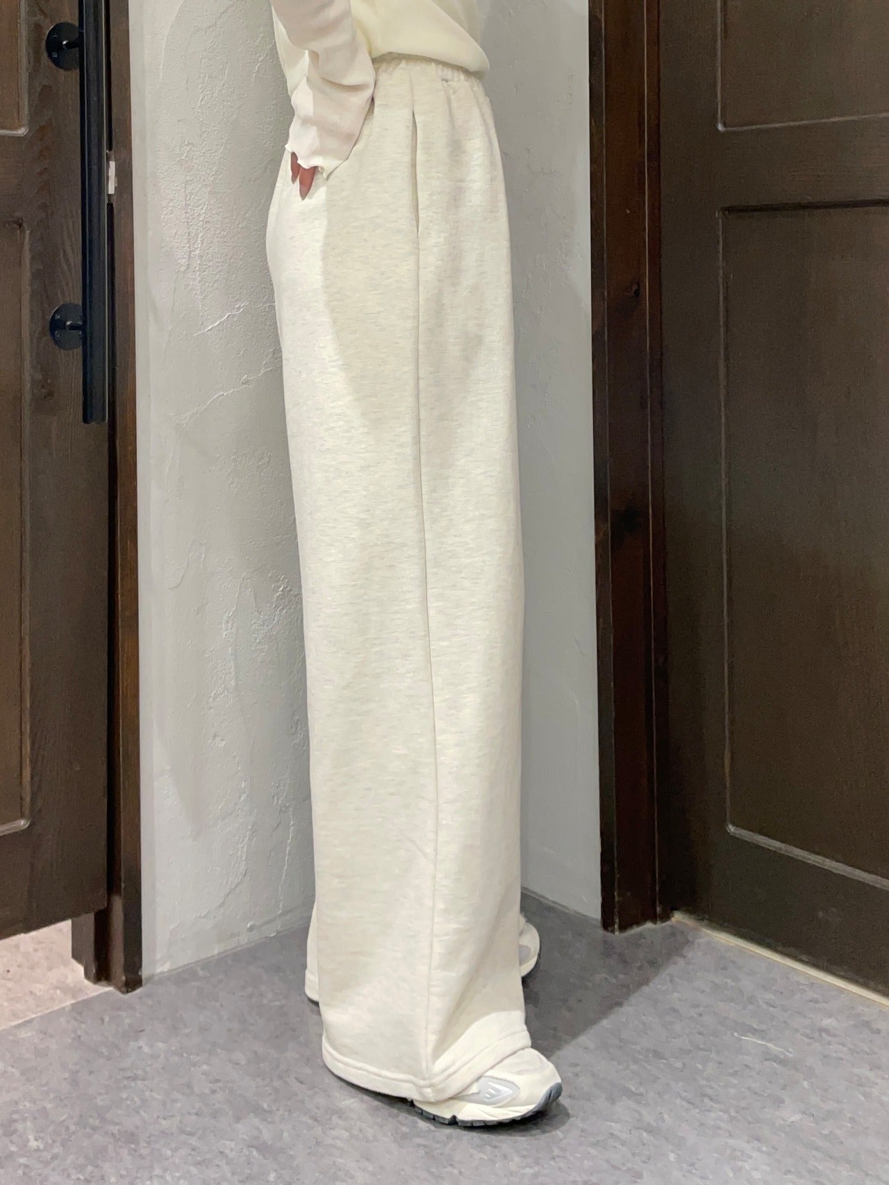 【Eimee Law】サイドロゴ＆レーススエットパンツ