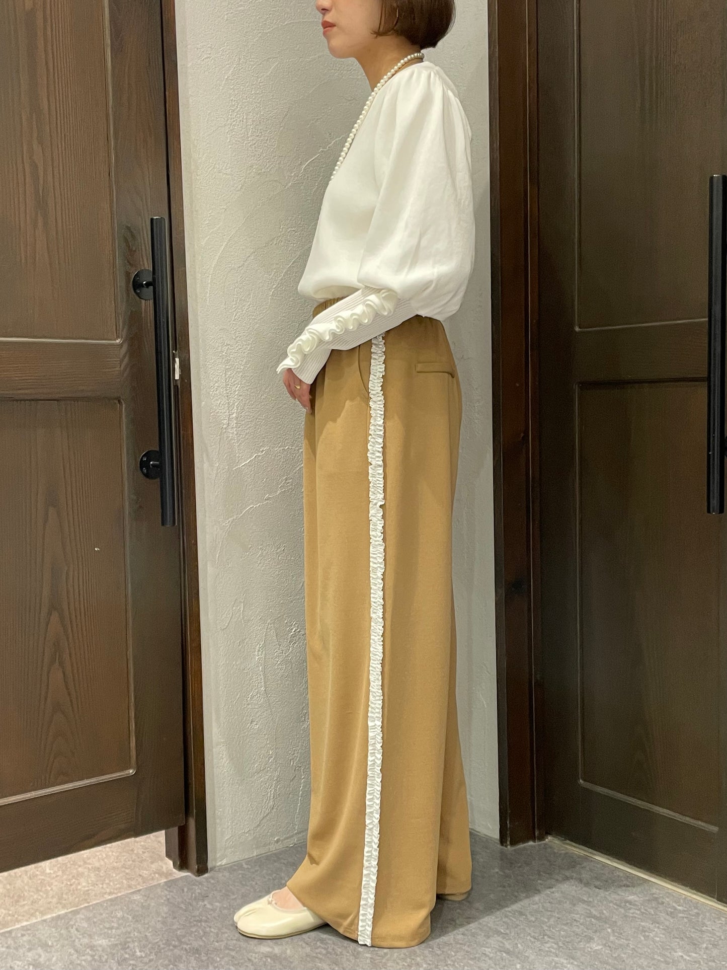 【botanical】パフスリーブ袖フリルニット