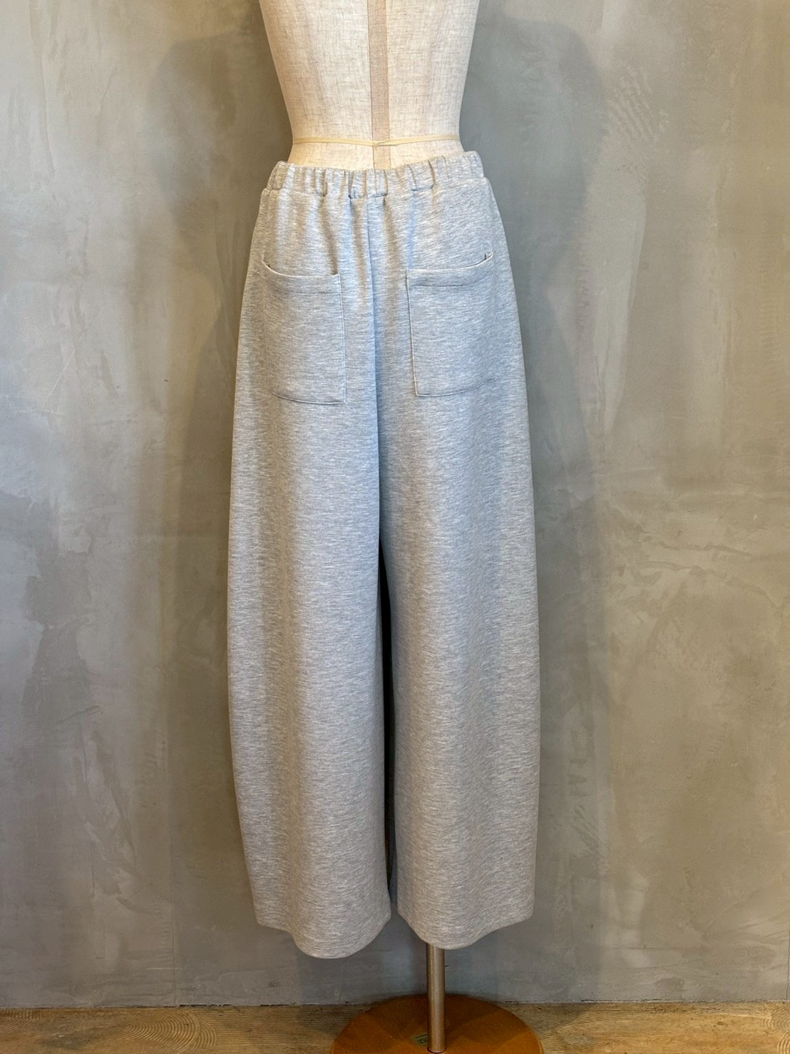 【CYNICAL】ダンボールカーブパンツ