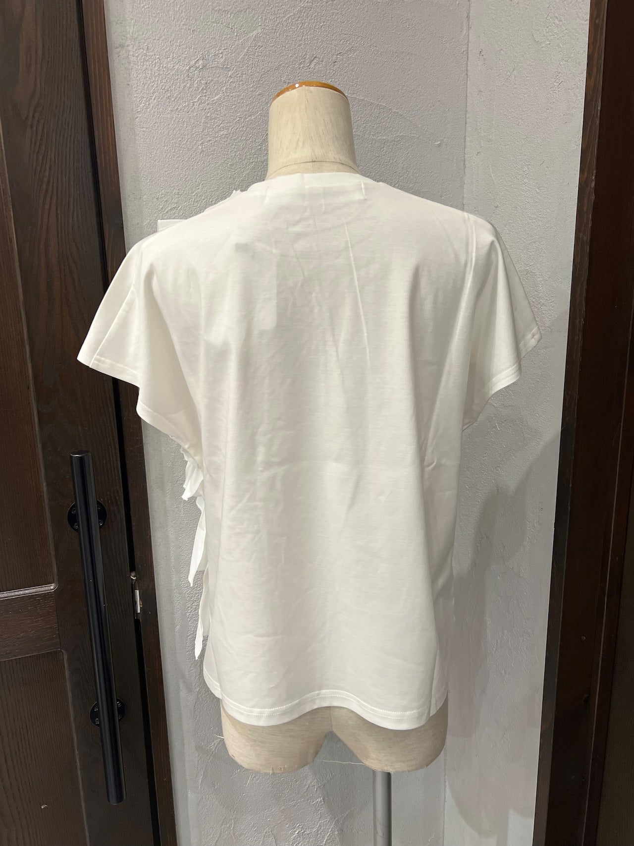 【PICCIN PERLA】アシンメトリーフリルプルオーバー