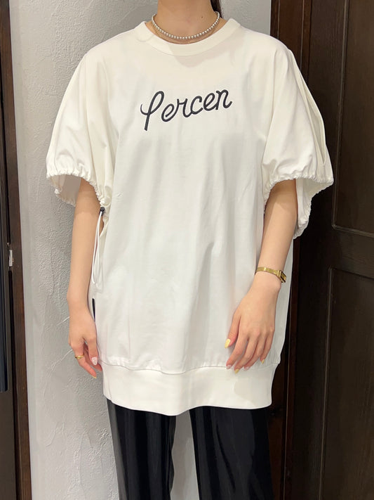 【1％】刺繍ロゴ袖スリットプルオーバー