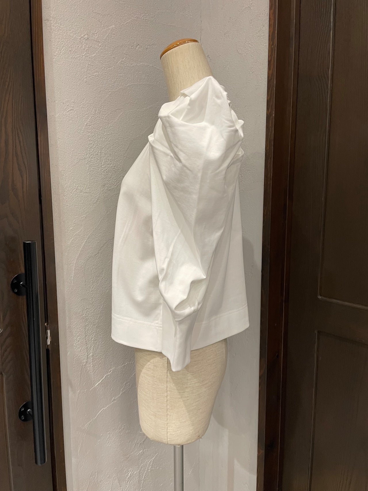 【THOMAS MAGPIE】ファンクショナルベーシックトップス