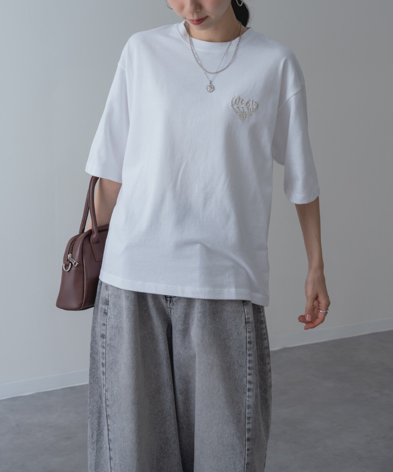 【botanical】ハート刺繍半袖Tシャツ
