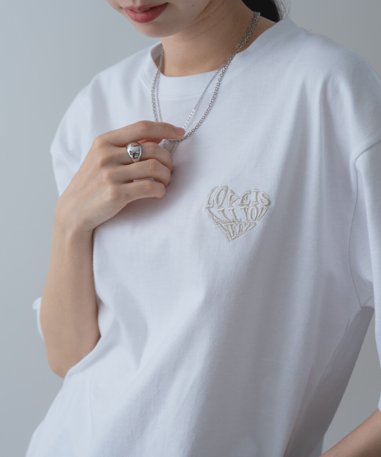 【botanical】ハート刺繍半袖Tシャツ