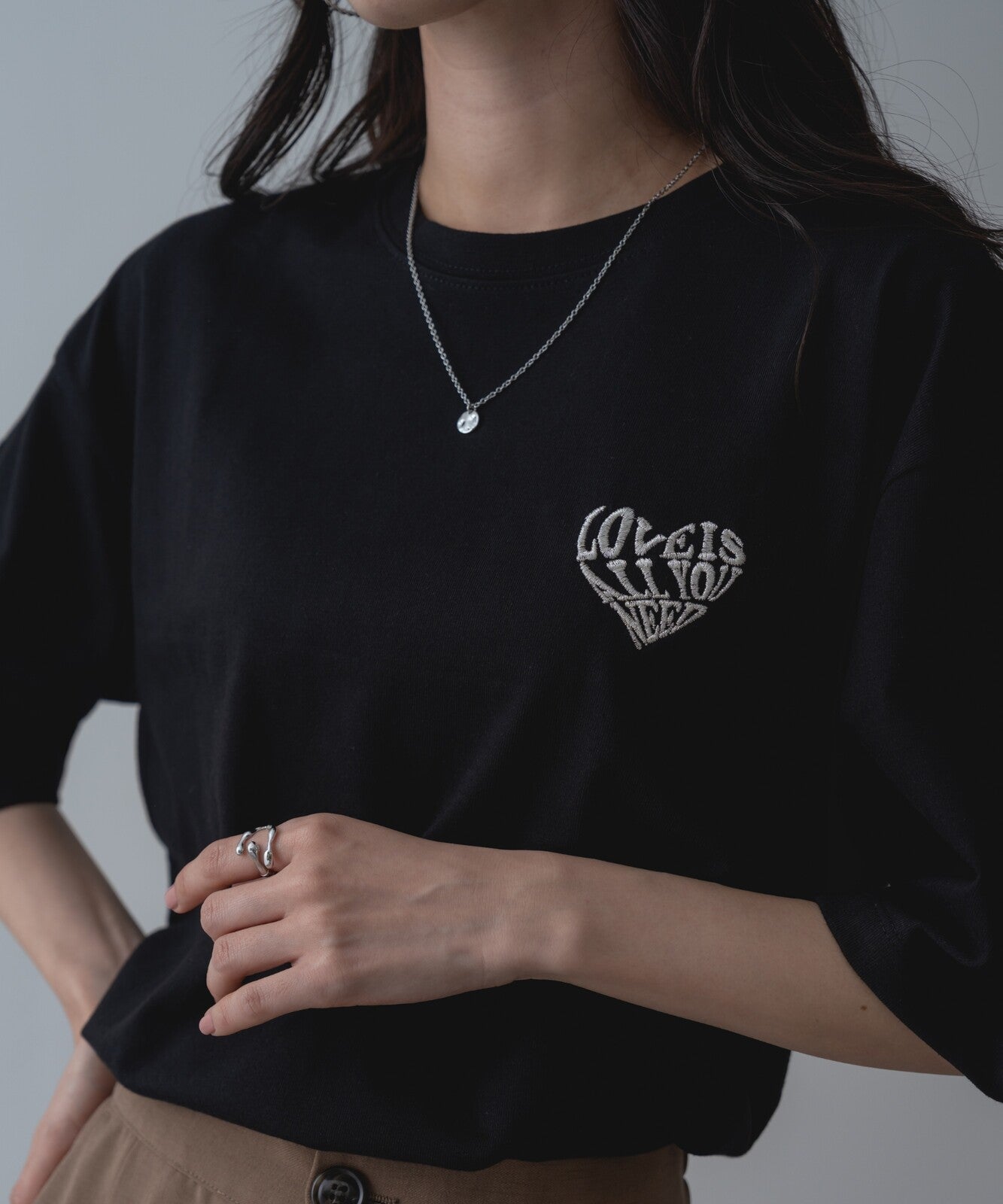 【botanical】ハート刺繍半袖Tシャツ