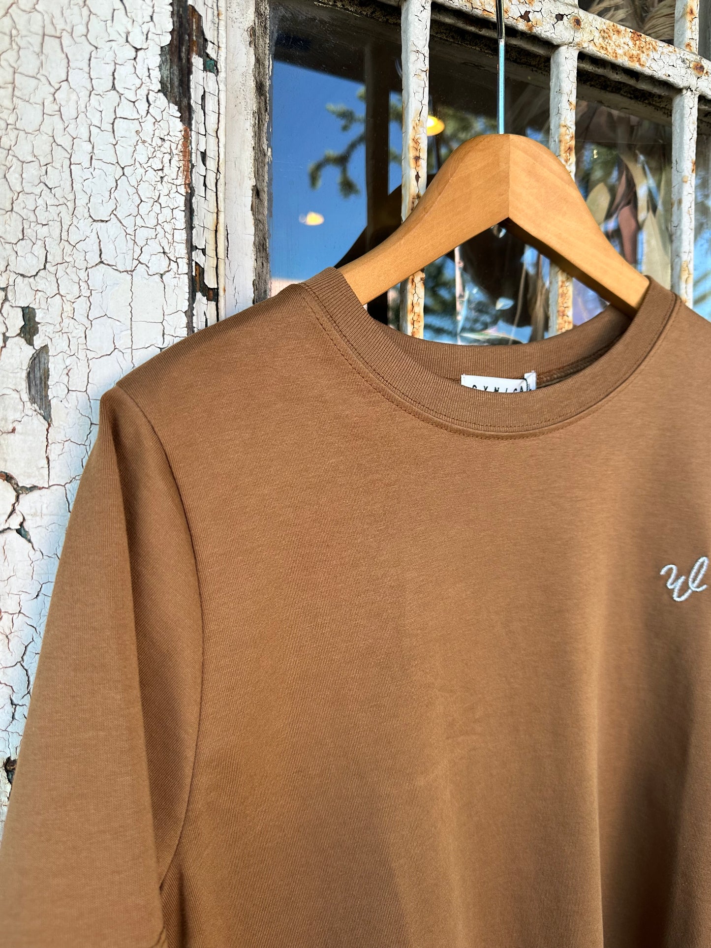 【CYNICAL】ラメロゴ刺繍TEE