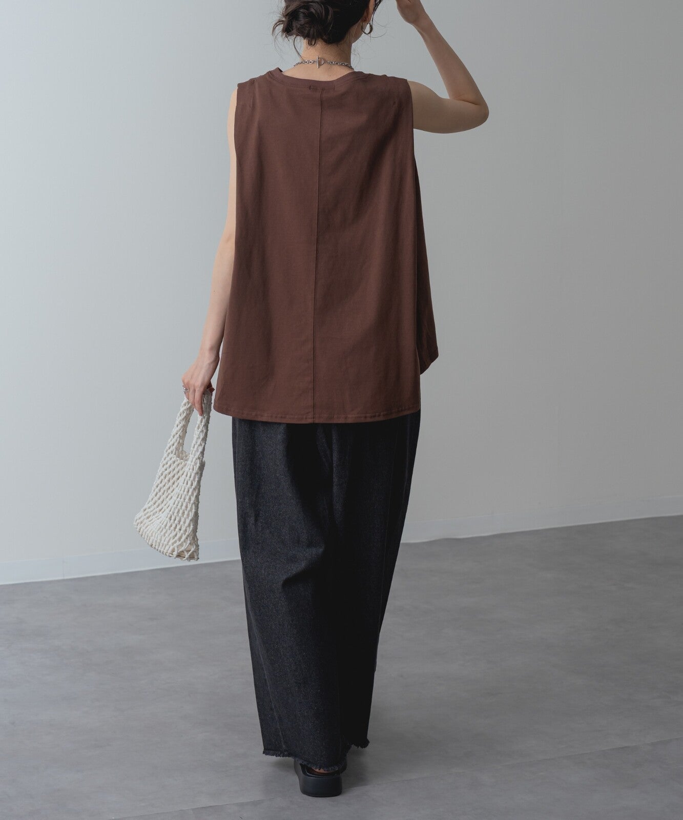 【botanical】〈新色追加〉肩タックノースリーブプルオーバー