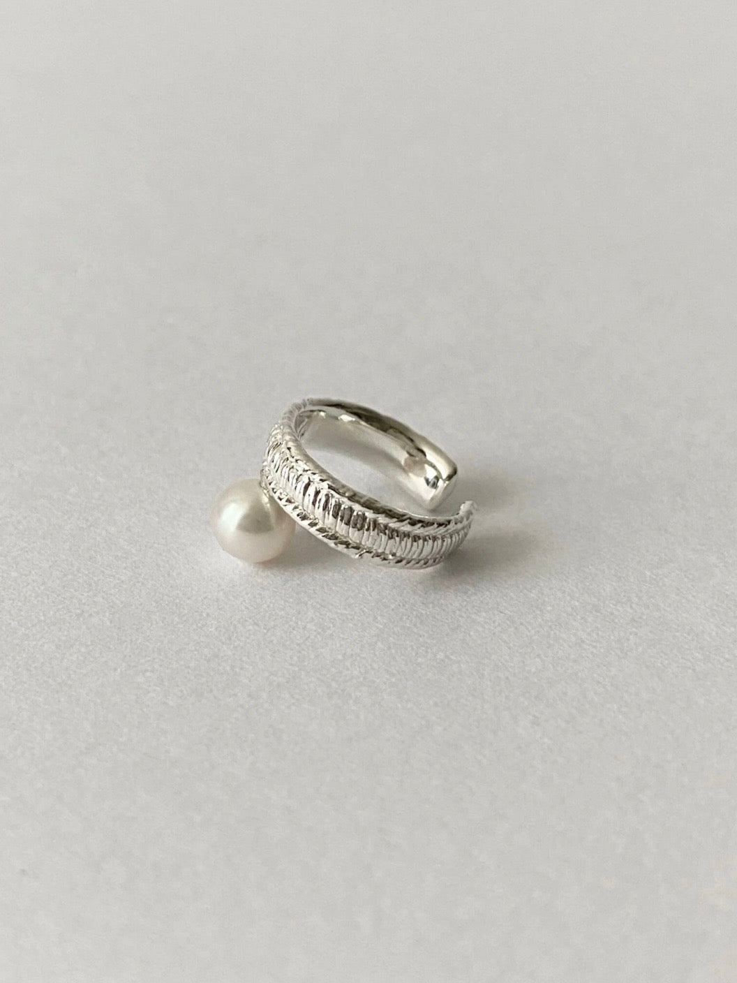 〈予約〉【flavour】ブレードイヤーカフ SILVER