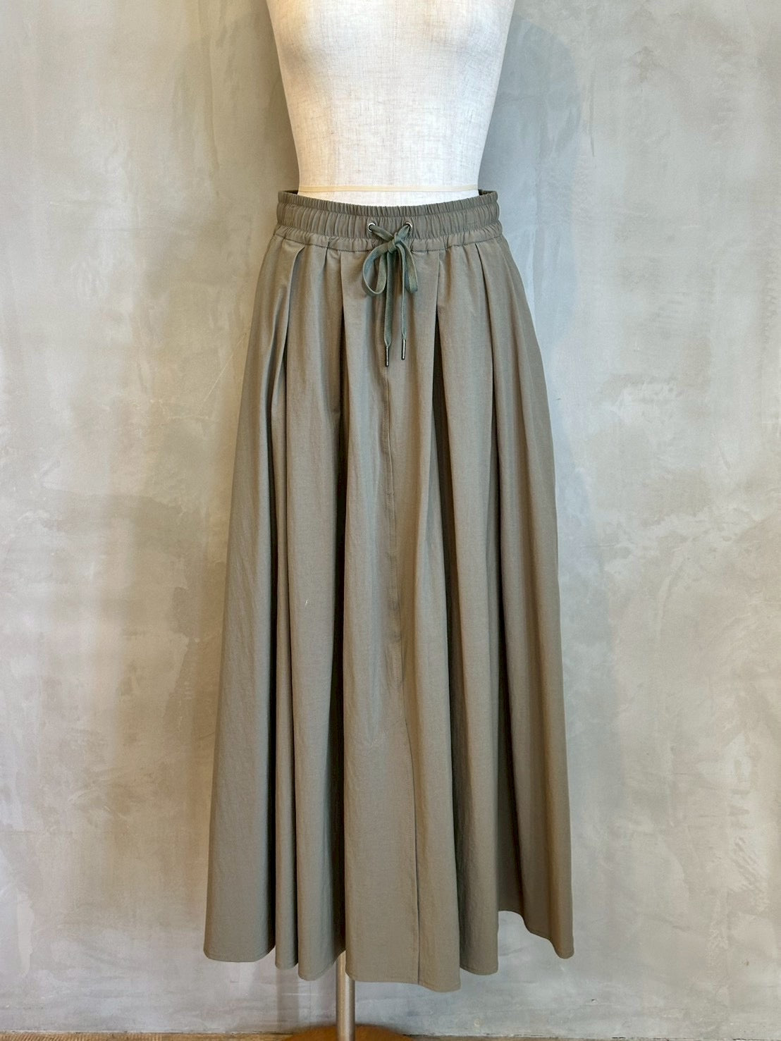 【CYNICAL】ギャザーロングスカート