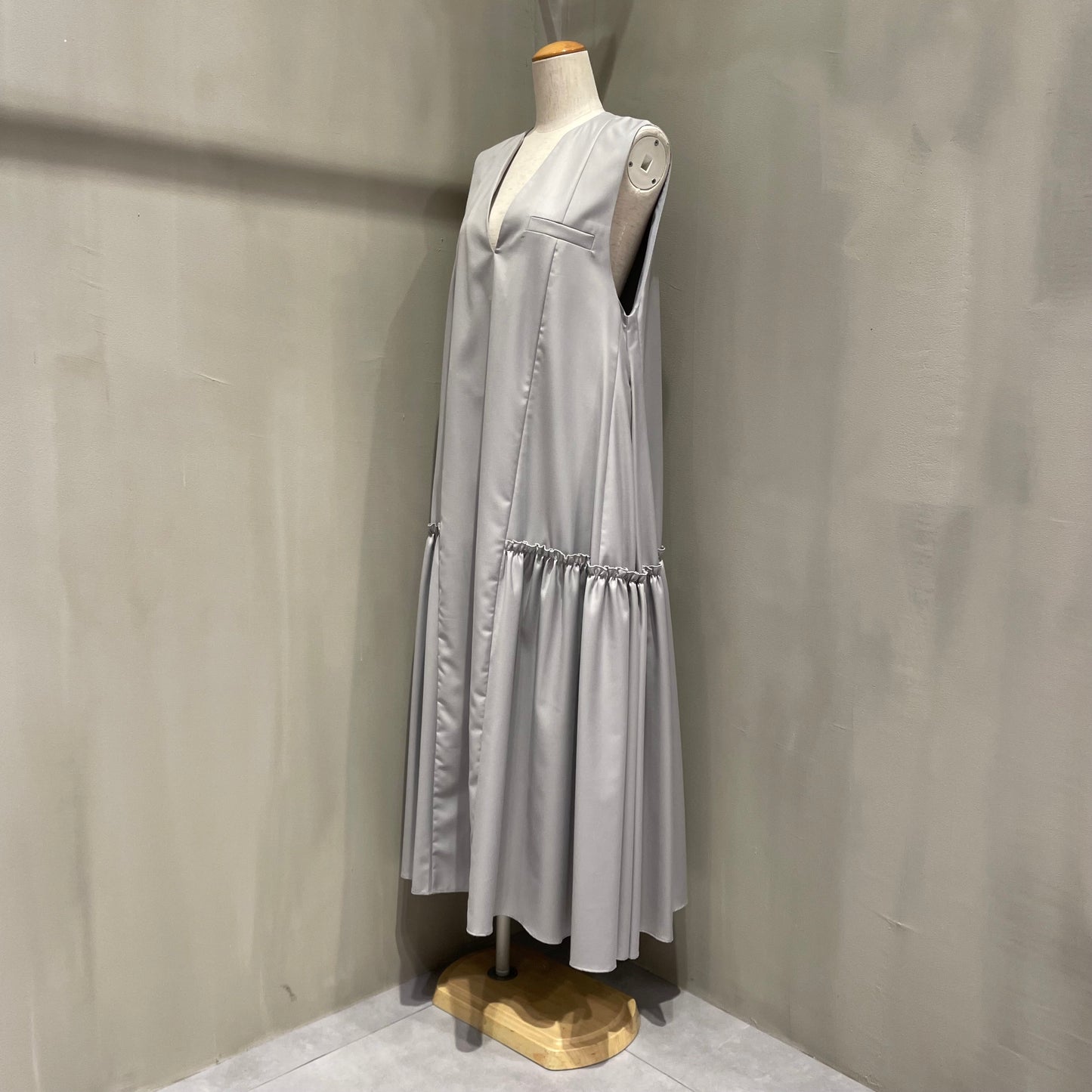 【anana】ボリュームジャンパースカート