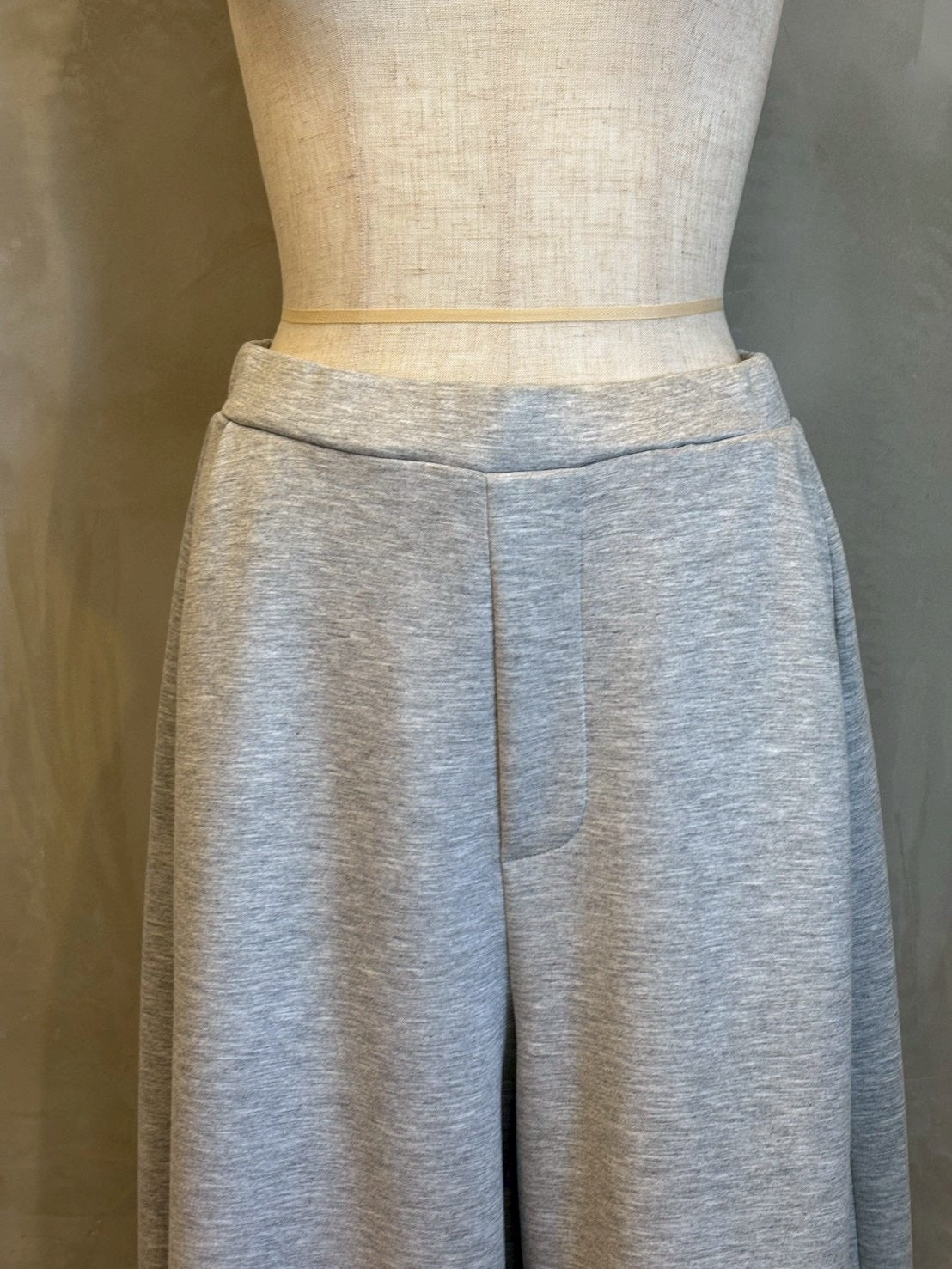 【CYNICAL】ダンボールカーブパンツ