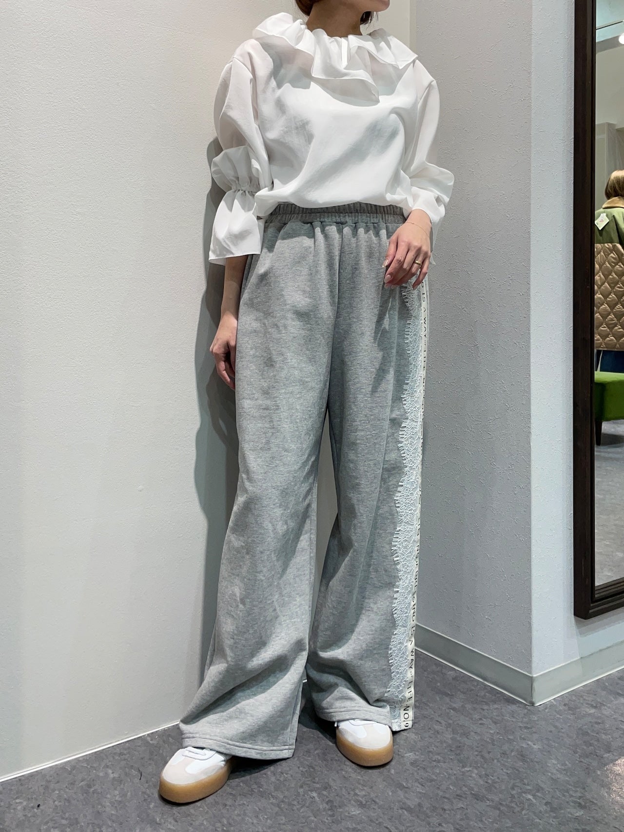 【Eimee Law】サイドロゴ＆レーススエットパンツ