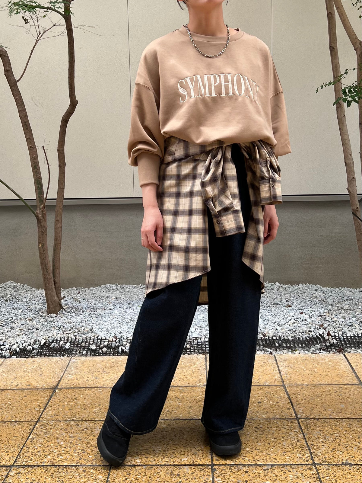 【botanical】ソフトダンボールロゴ刺繍スリットプルオーバー