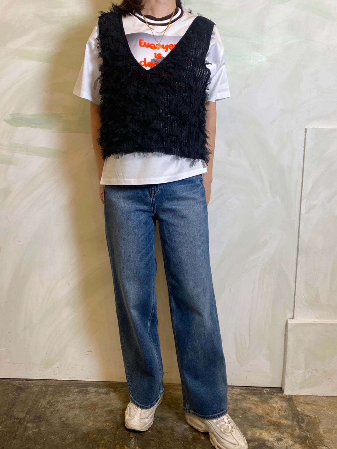 【カジュアルが新鮮になる、大人のTシャツ】EN'DAY/アートプリント×コード刺繍 Tシャツ