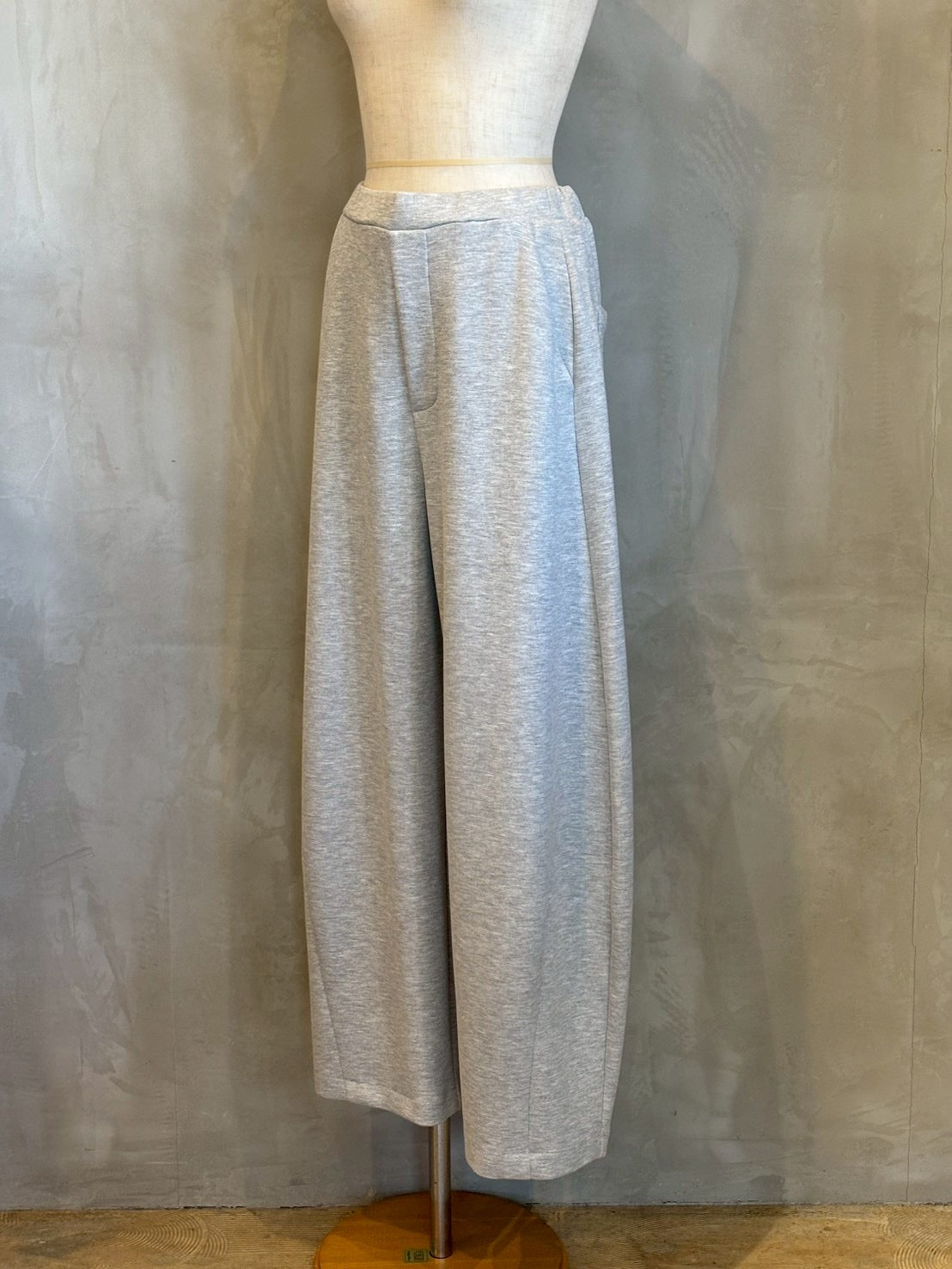 【CYNICAL】ダンボールカーブパンツ