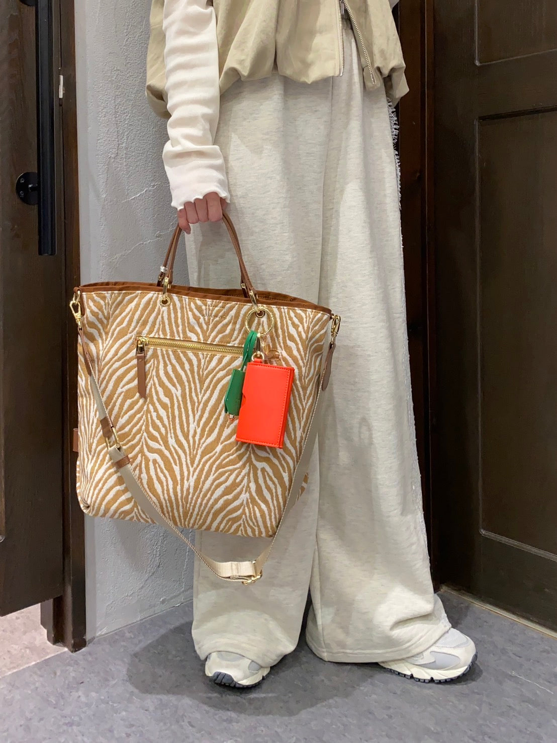 【Story】リバーシブルトートバッグ