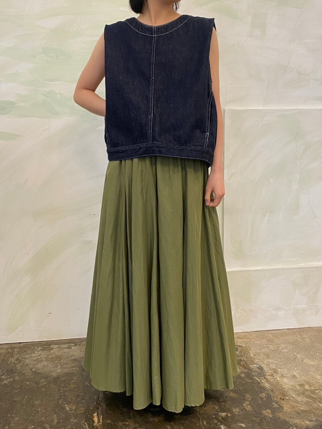 【mizuiro ind】　デニムベスト(ONEWASH)