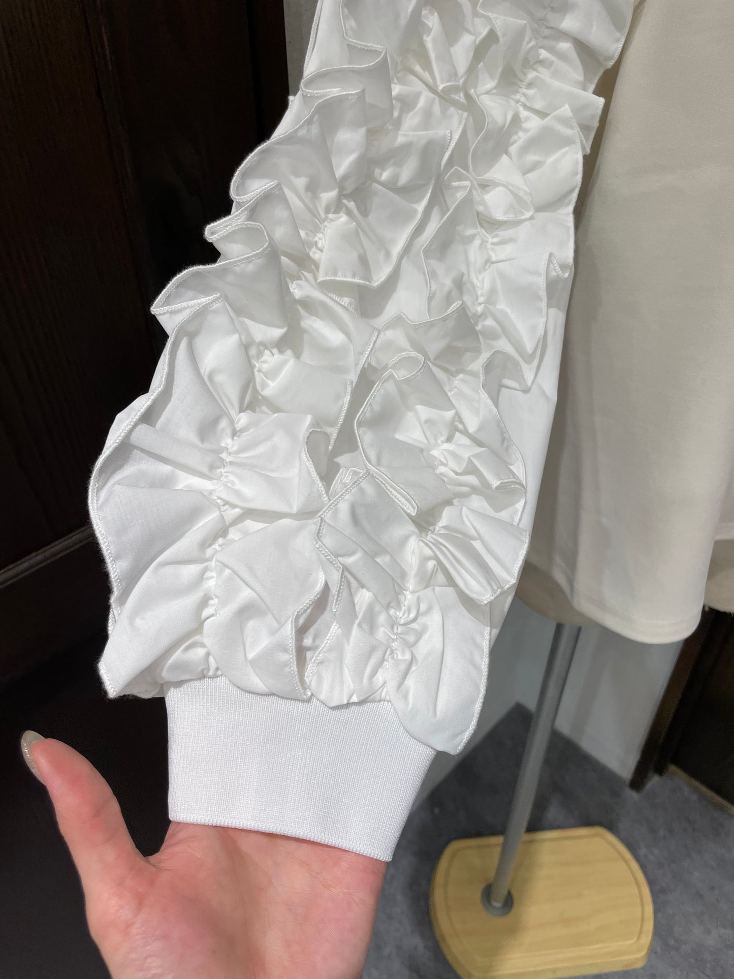 【botanical】袖フリルプルオーバー