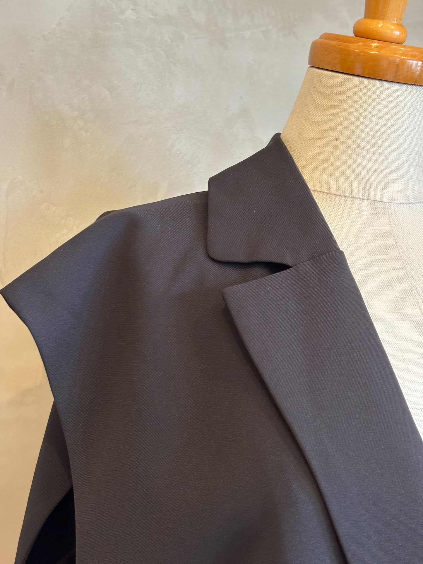 【botanical】ポリツイル バックファスナーベスト