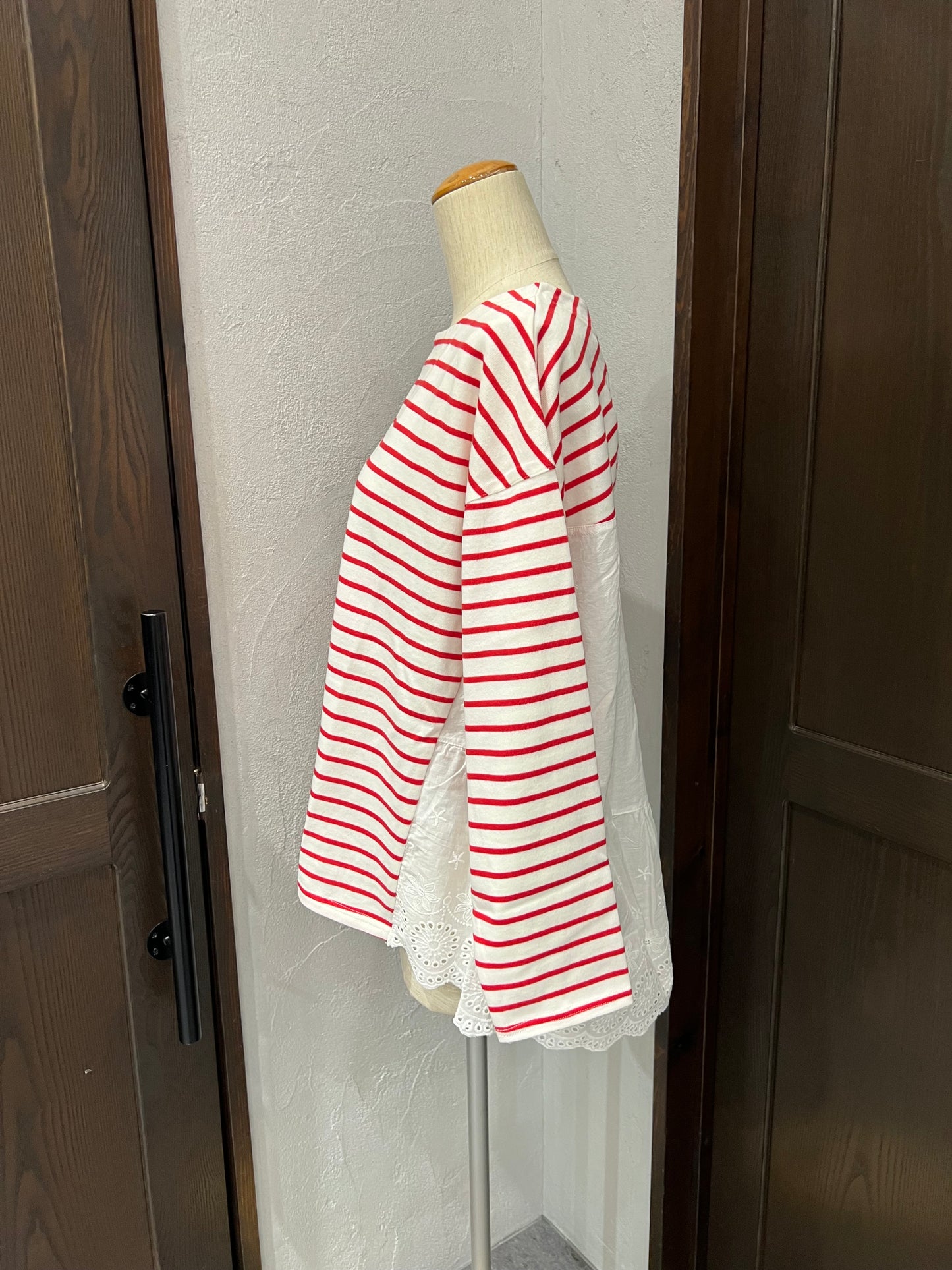 【botanical】裾レース長袖Tシャツ