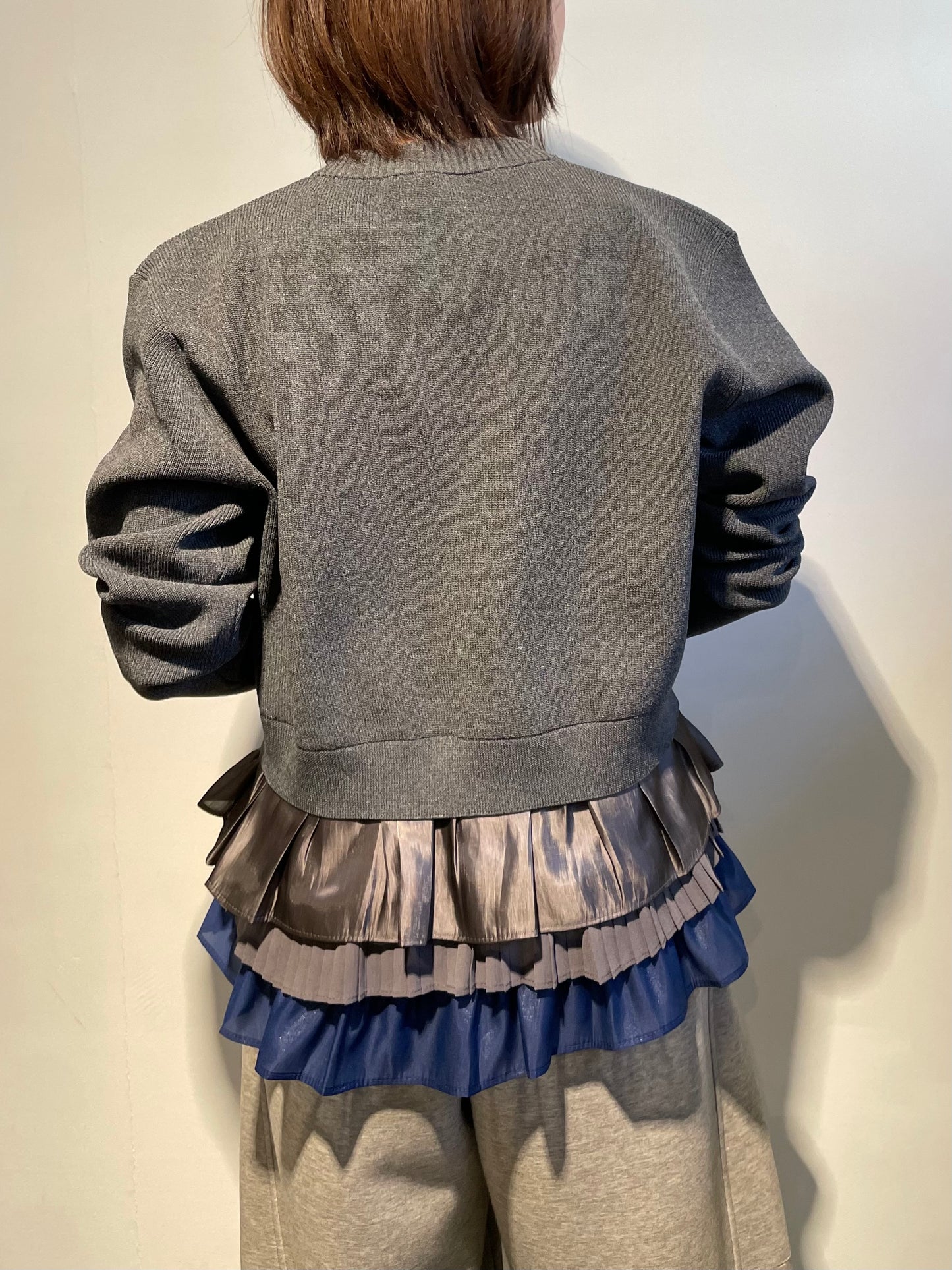 【予約商品】ペプラムフリルニットブルゾン