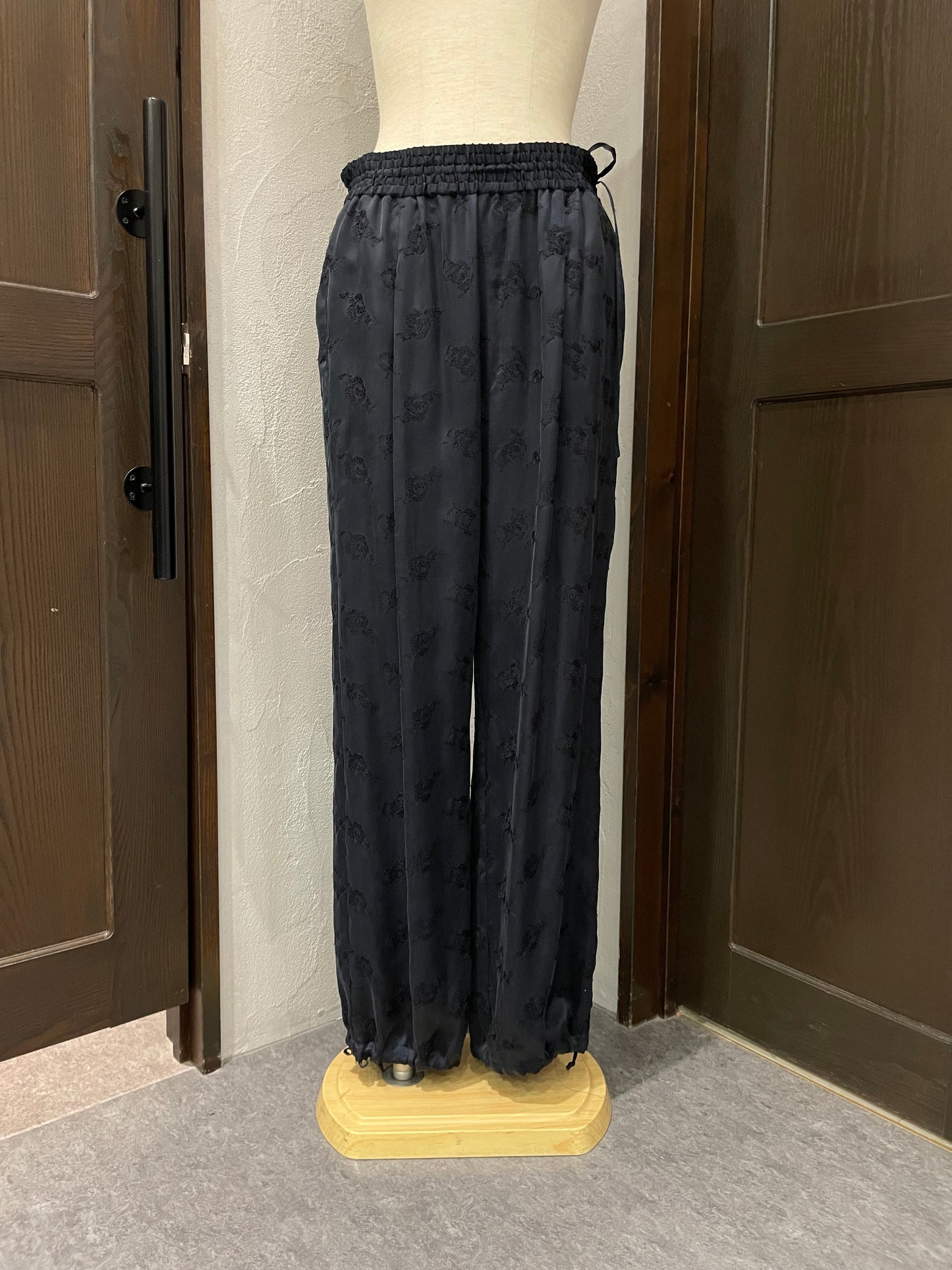 【TICCA】キュプラエンブロイダリーパンツ