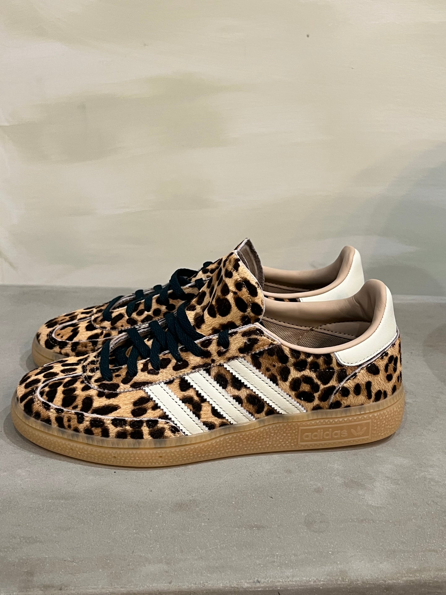 【adidas】HANDBALL SPEZIAL