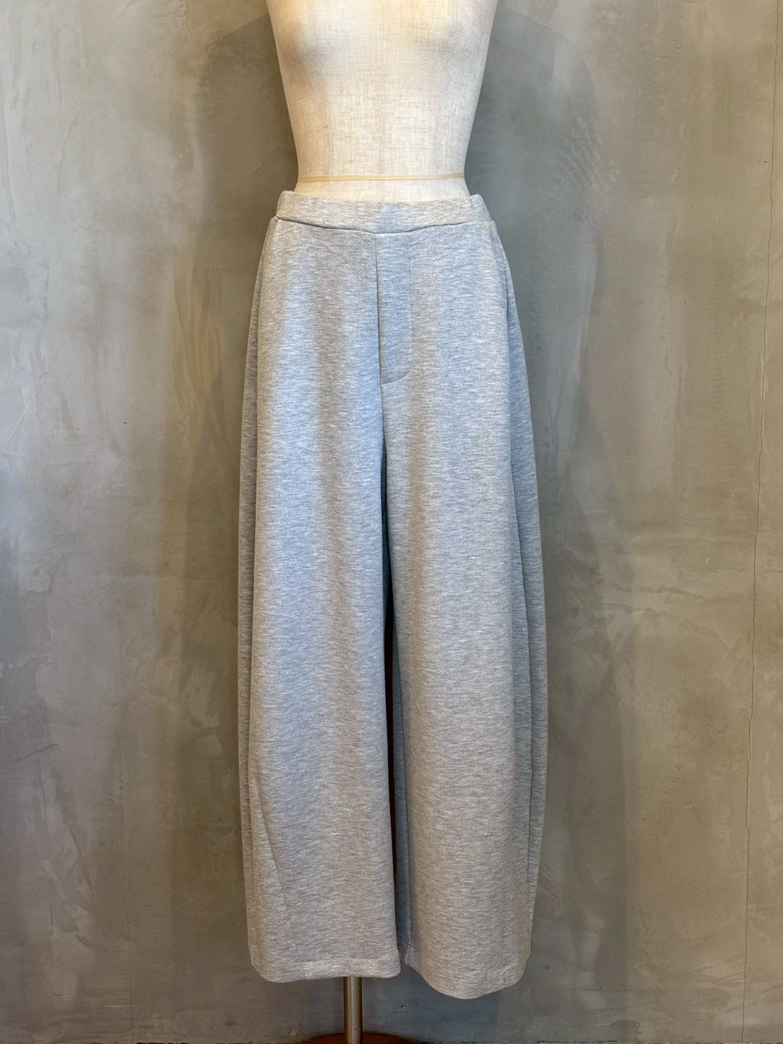 【CYNICAL】ダンボールカーブパンツ