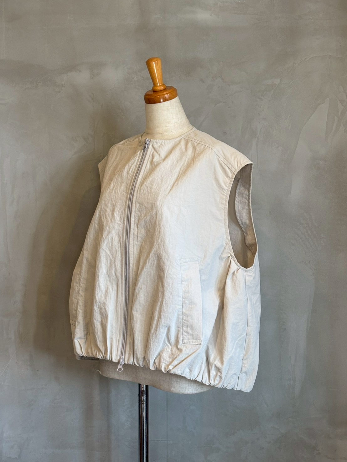 【maomade】 ヴィンテージウェザーバルーンシルエットZIP UPベスト