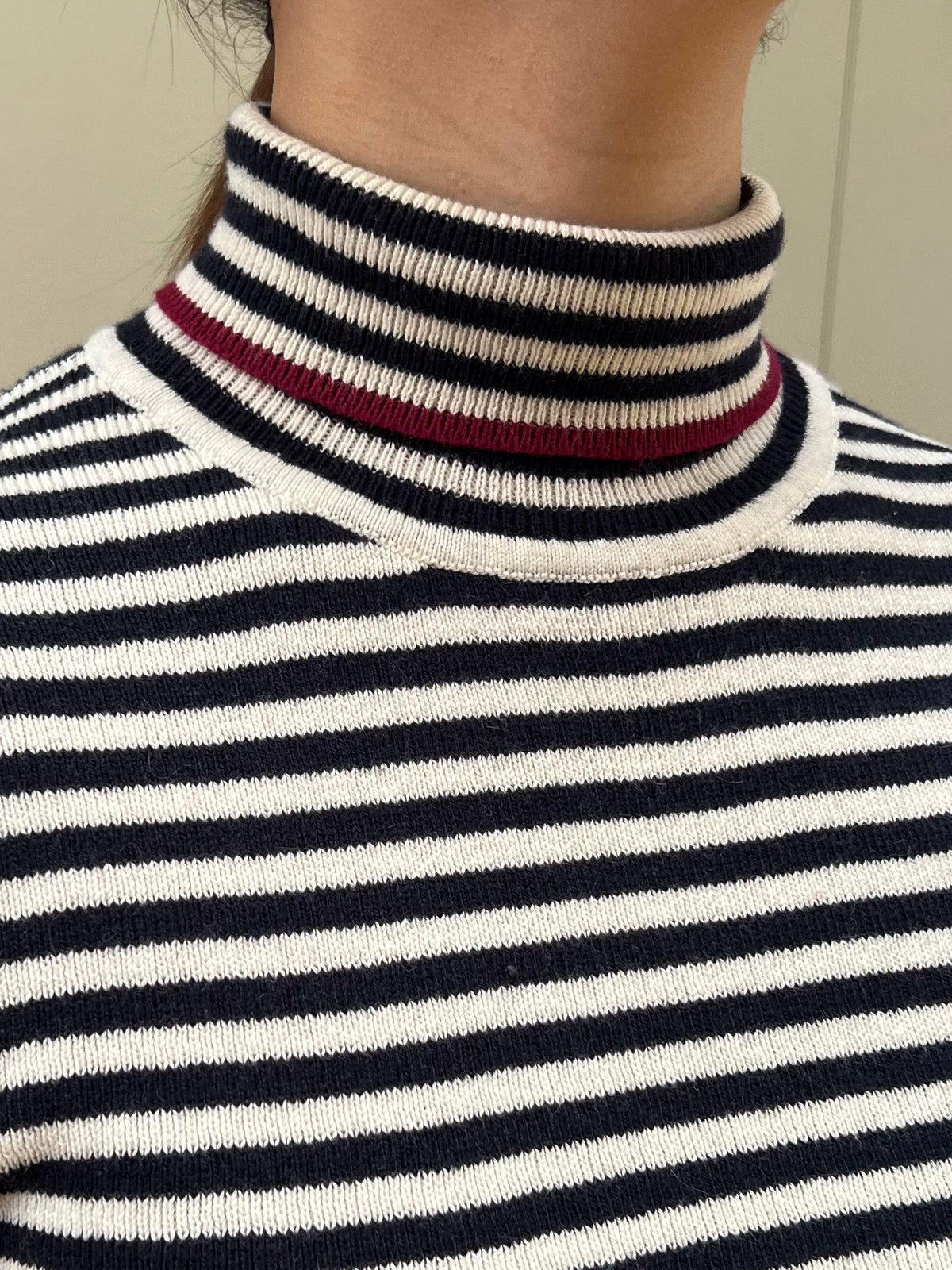 【SOSOTTO】コットンカシミア配色ボーダータートルネックプルオーバー