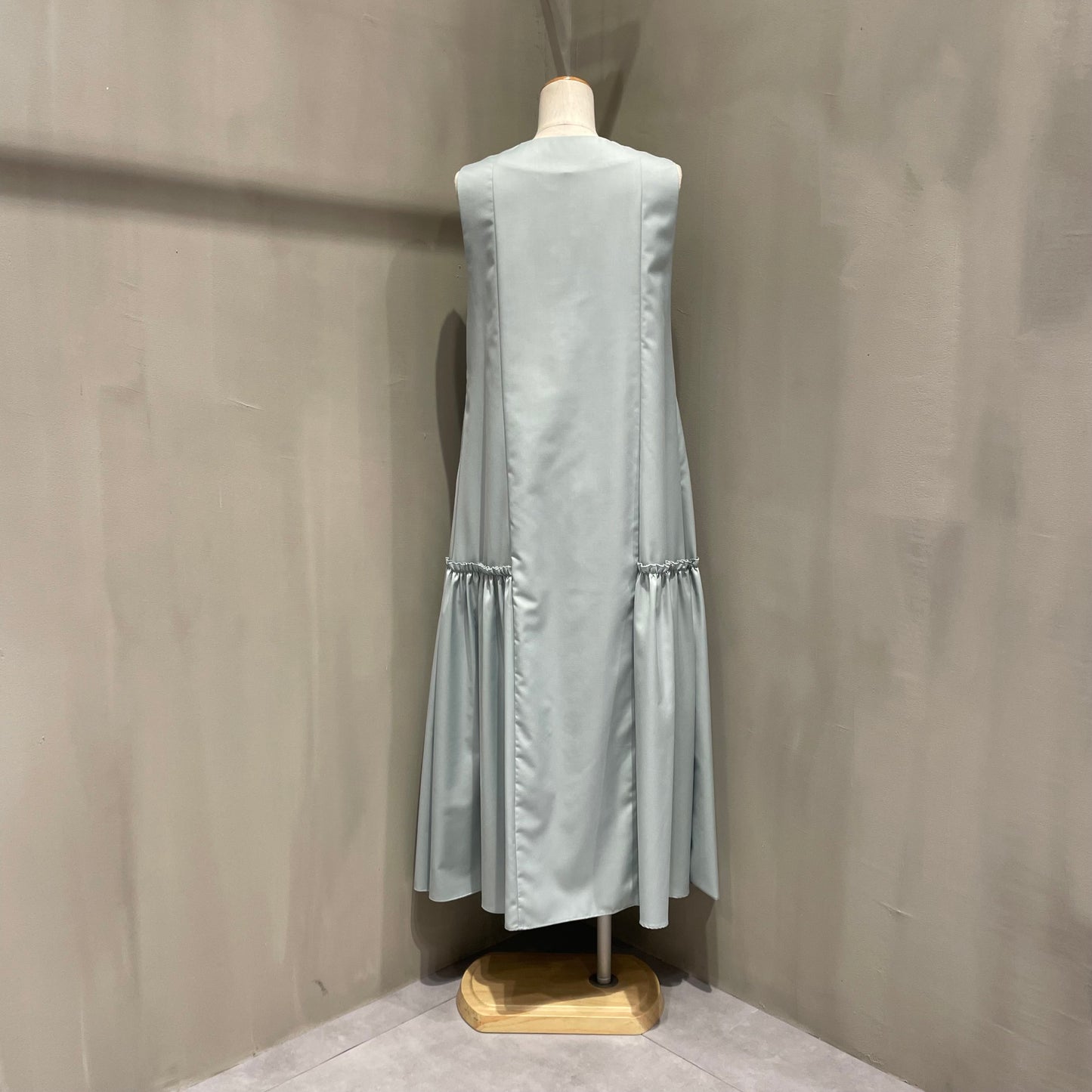 【anana】ボリュームジャンパースカート