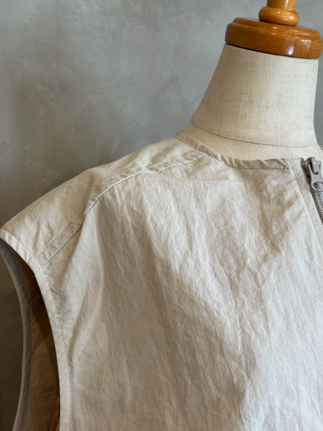 【maomade】 ヴィンテージウェザーバルーンシルエットZIP UPベスト