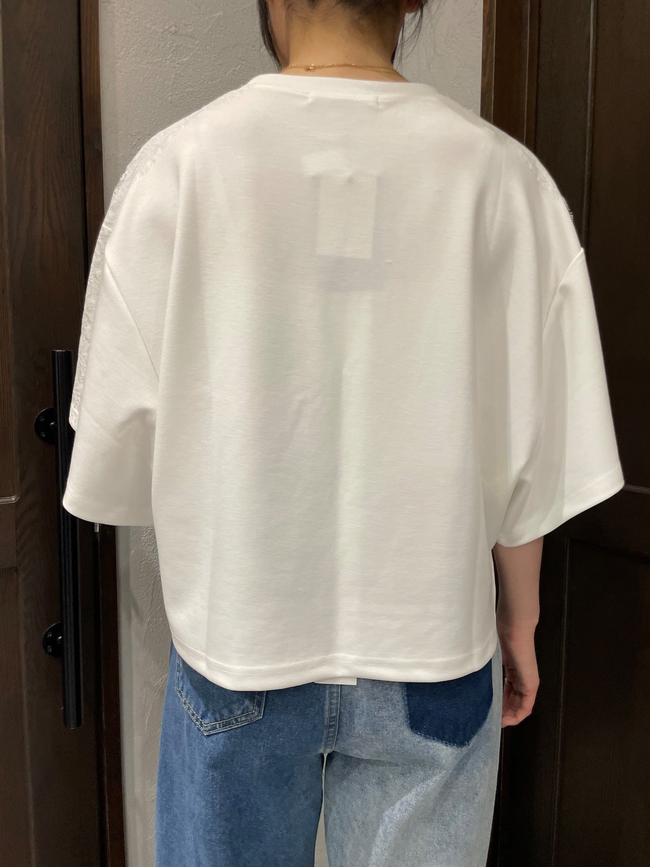 【TRANOI】トラ刺繍レースライントップス