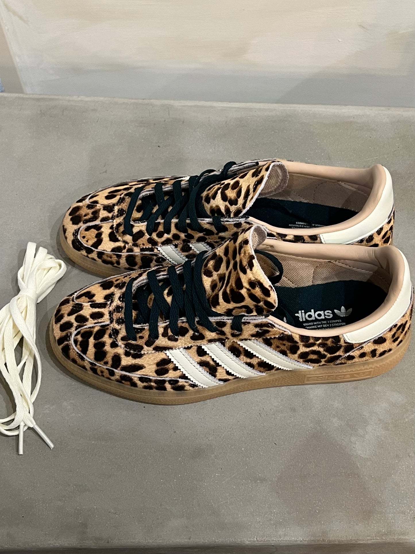 【adidas】HANDBALL SPEZIAL