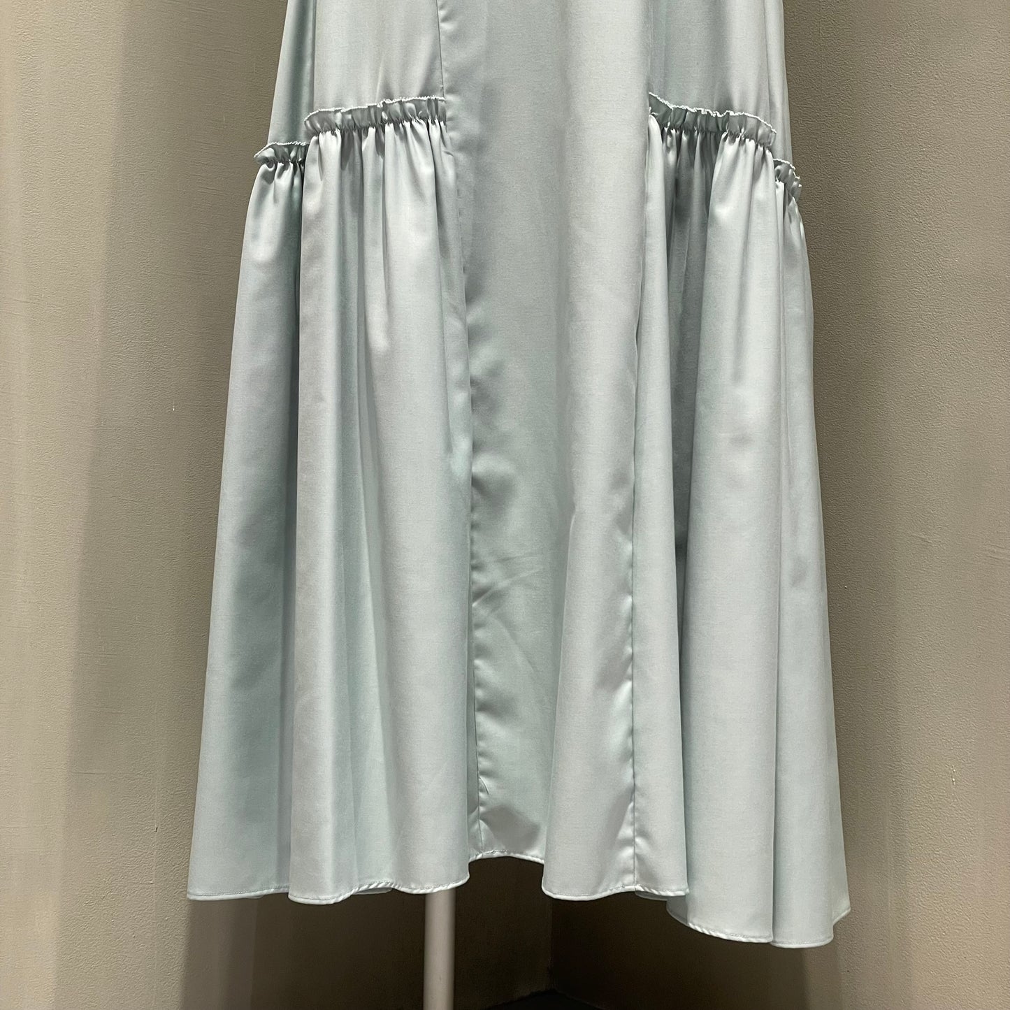 【anana】ボリュームジャンパースカート