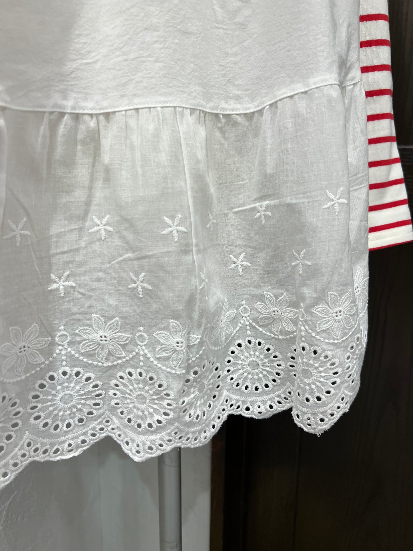 【botanical】裾レース長袖Tシャツ