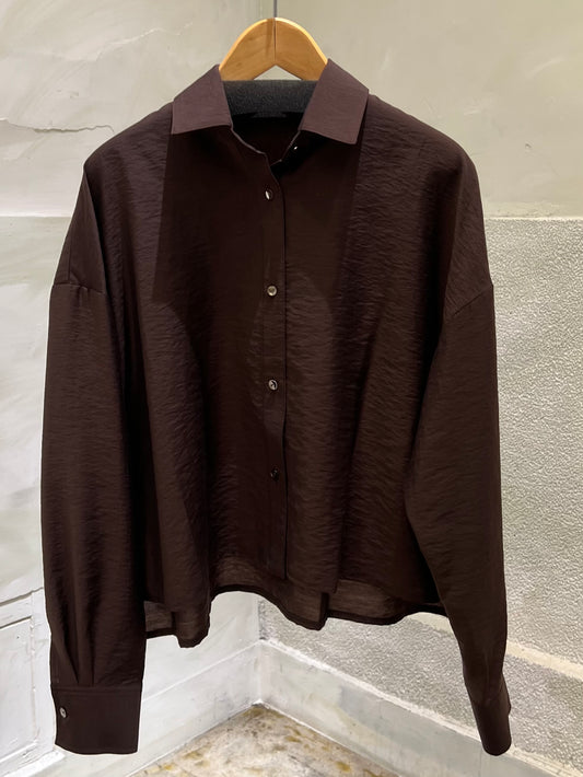 【NOUQUE】ウール混 光沢ショートブラウス