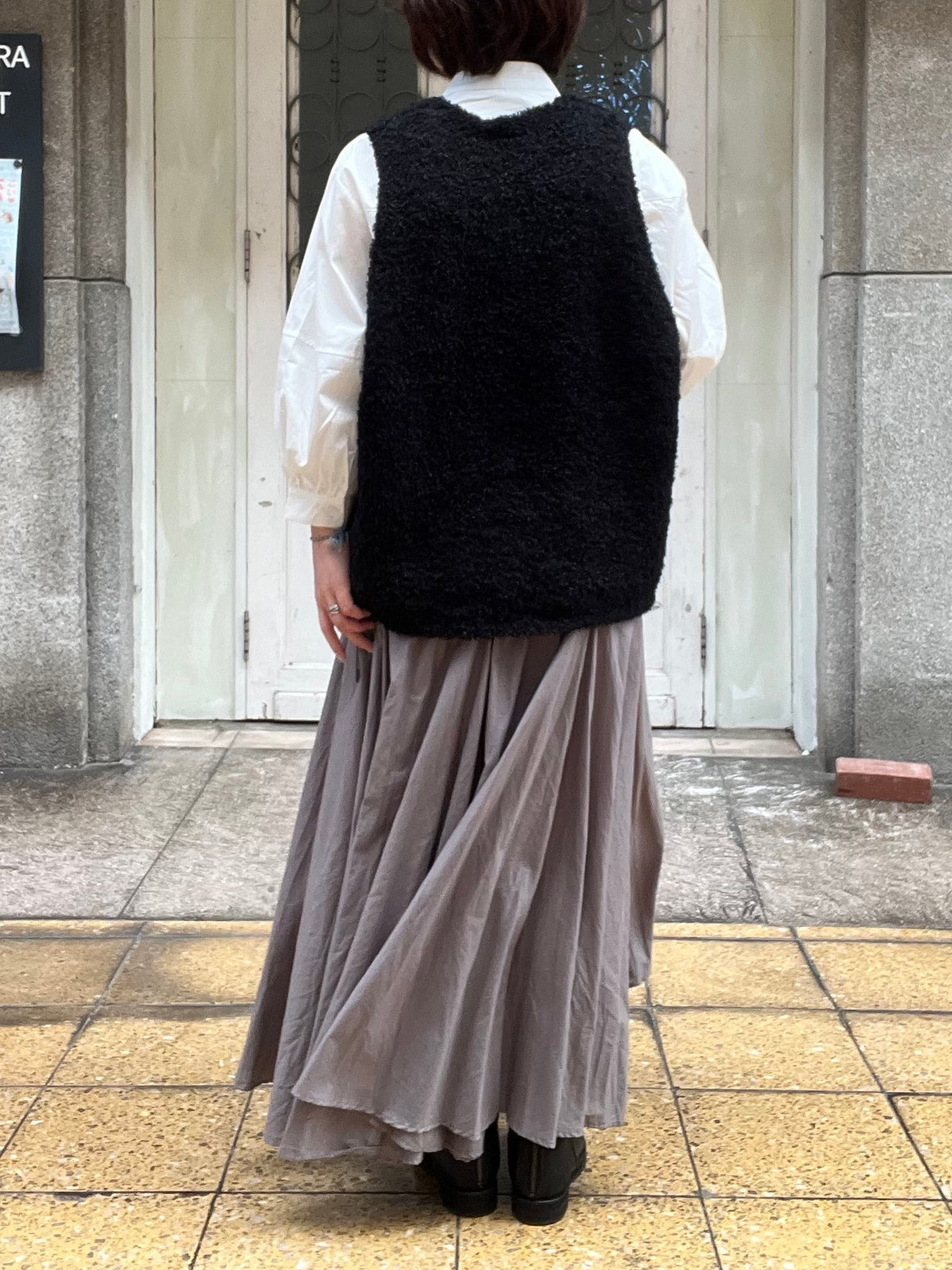 【mizuiro ind】ヘアリーヤーンVネックプルオーバー