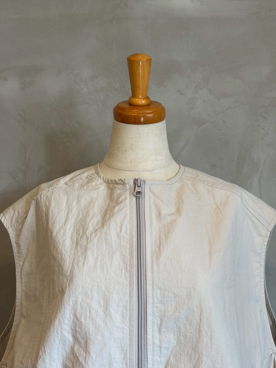 【maomade】 ヴィンテージウェザーバルーンシルエットZIP UPベスト