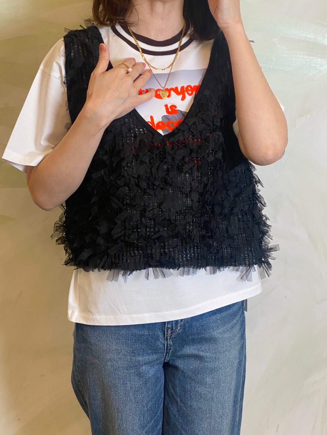 【カジュアルが新鮮になる、大人のTシャツ】EN'DAY/アートプリント×コード刺繍 Tシャツ