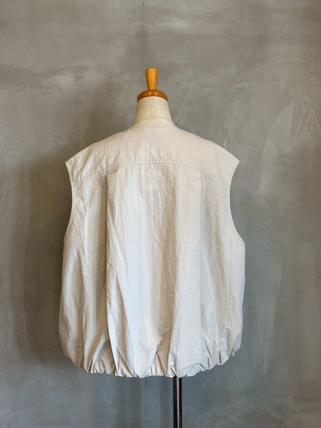 【maomade】 ヴィンテージウェザーバルーンシルエットZIP UPベスト