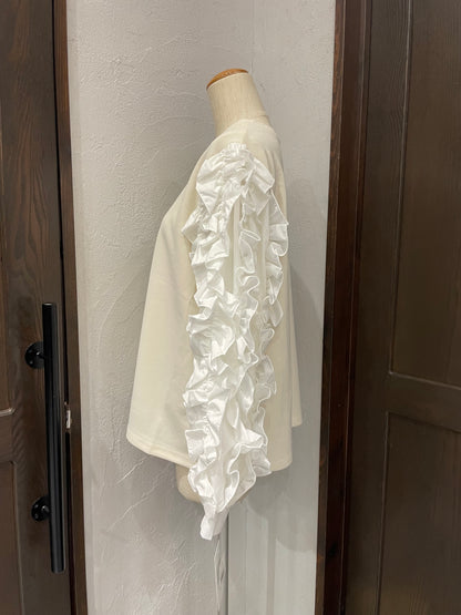 【botanical】袖フリルプルオーバー