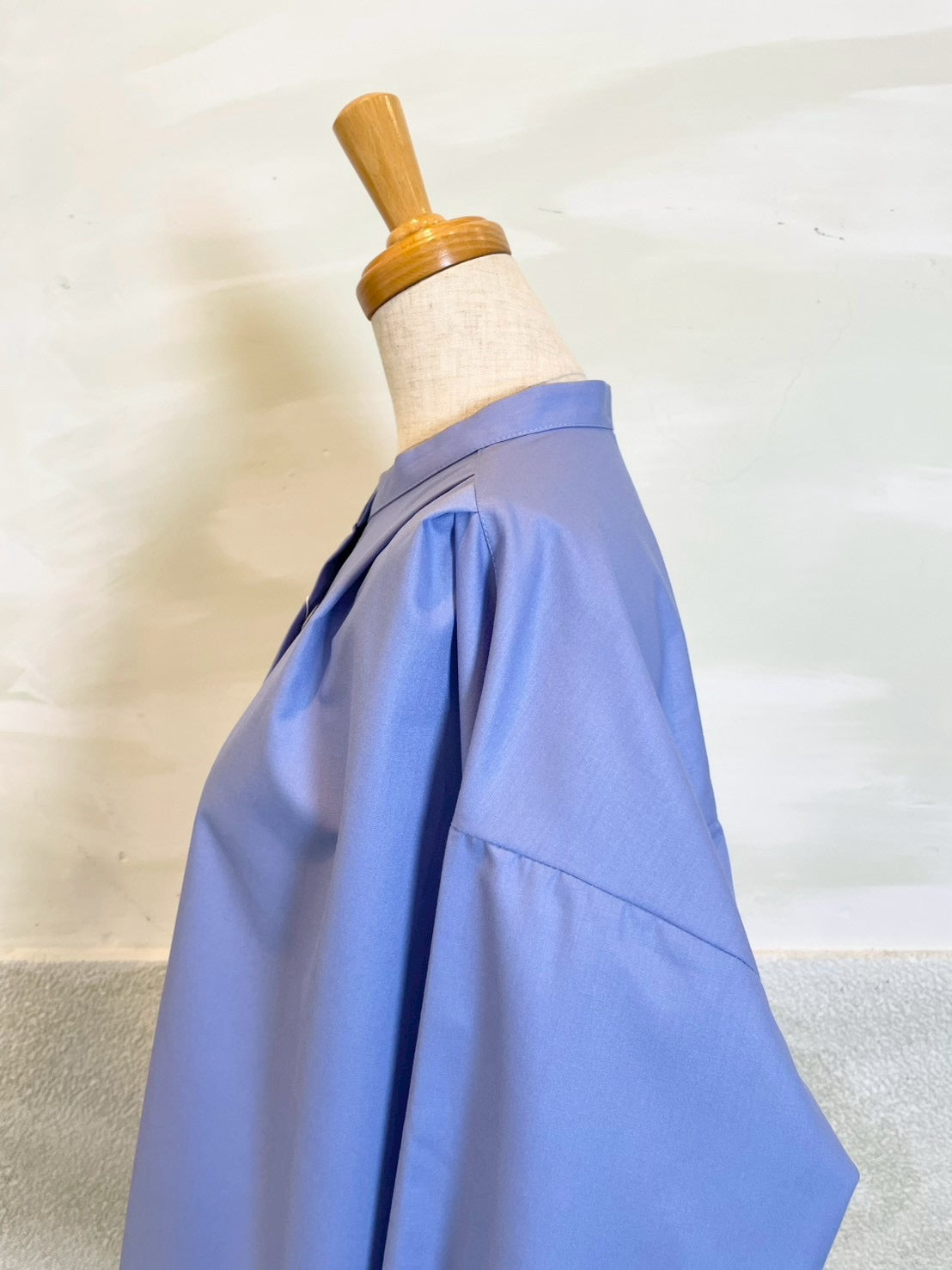 【お手入れ楽々！洗濯機洗い◎】【botanical】バックタックデザインブラウス