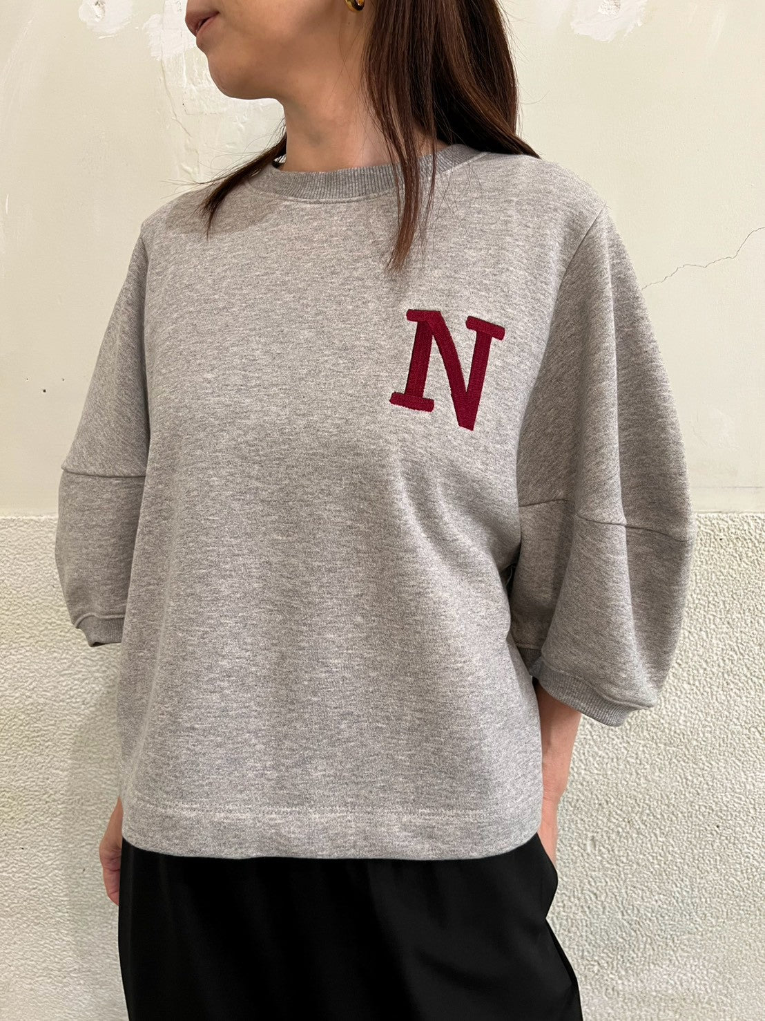 【NUS】刺繍Nミニ裏毛プルオーバー