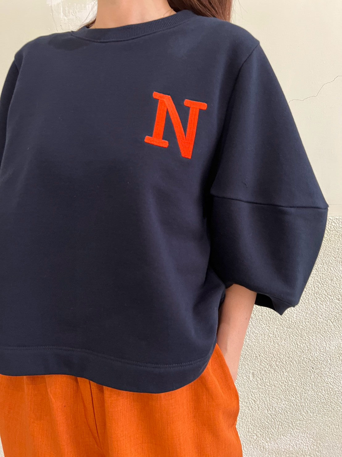 【NUS】刺繍Nミニ裏毛プルオーバー