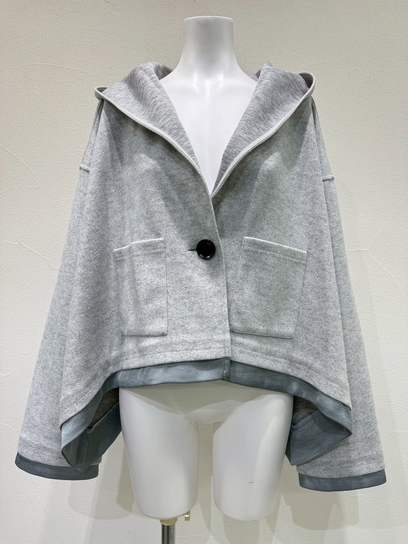 【予約商品】CYAN tokyo/ラウンドヘムフラノショートフーディ