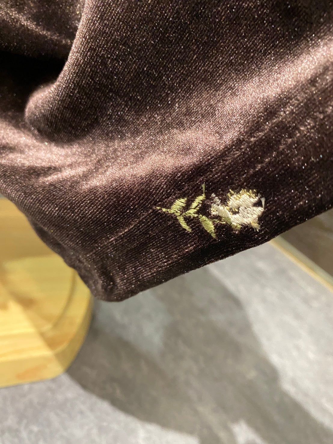 【botanical】小花柄刺繡ベロアパンツ